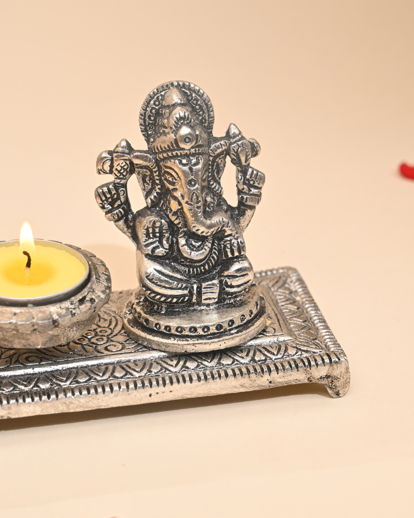 Ganesh Lakshmi Idol with Lamp – A Symbol of Prosperity & Blessings