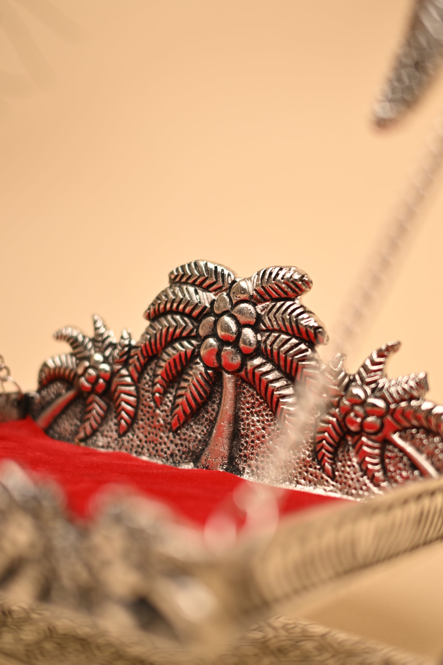 German Silver Coconut Jula – Handcrafted Traditional Swing Showpiece