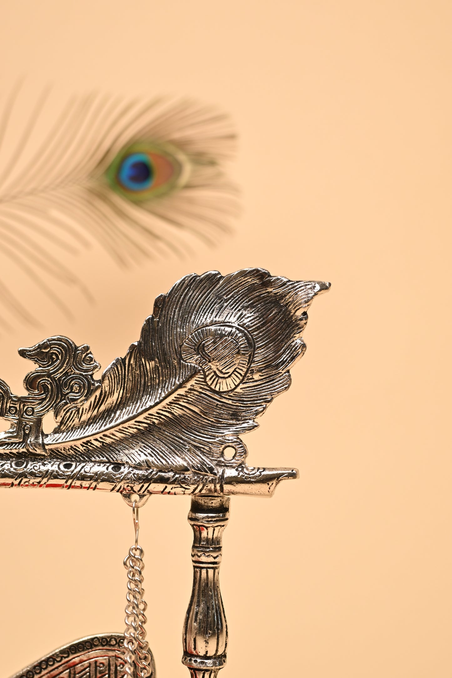 German Silver Peacock Feather Jula – Handcrafted Decorative Swing Showpiece