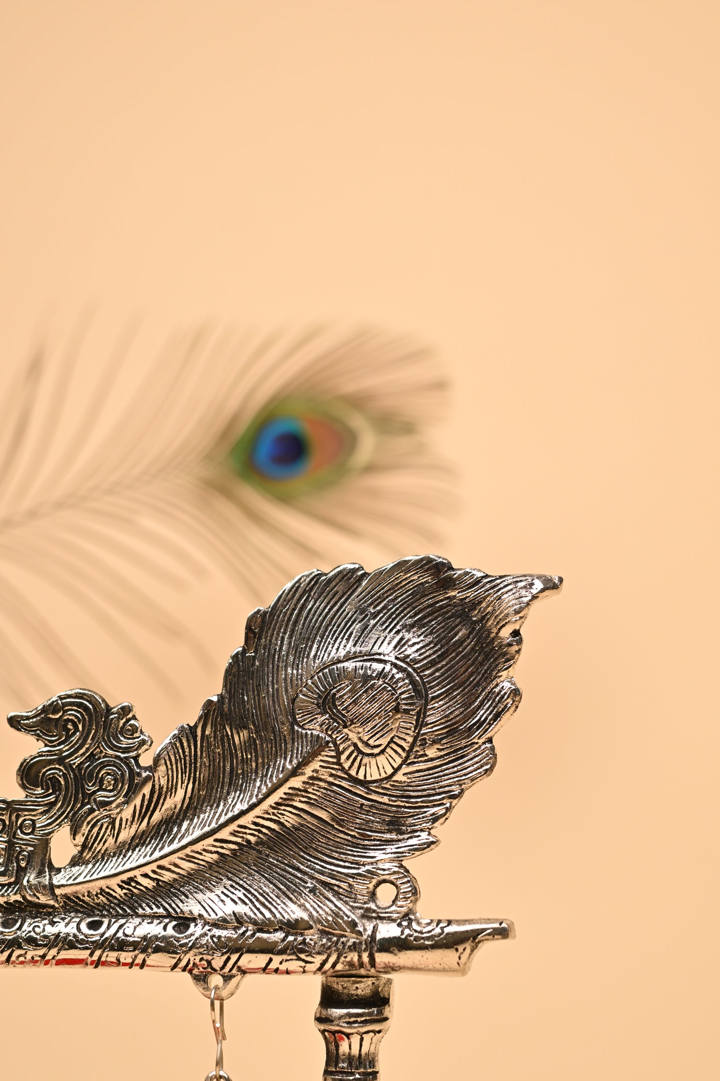 German Silver Peacock Feather Jula – Handcrafted Decorative Swing Showpiece