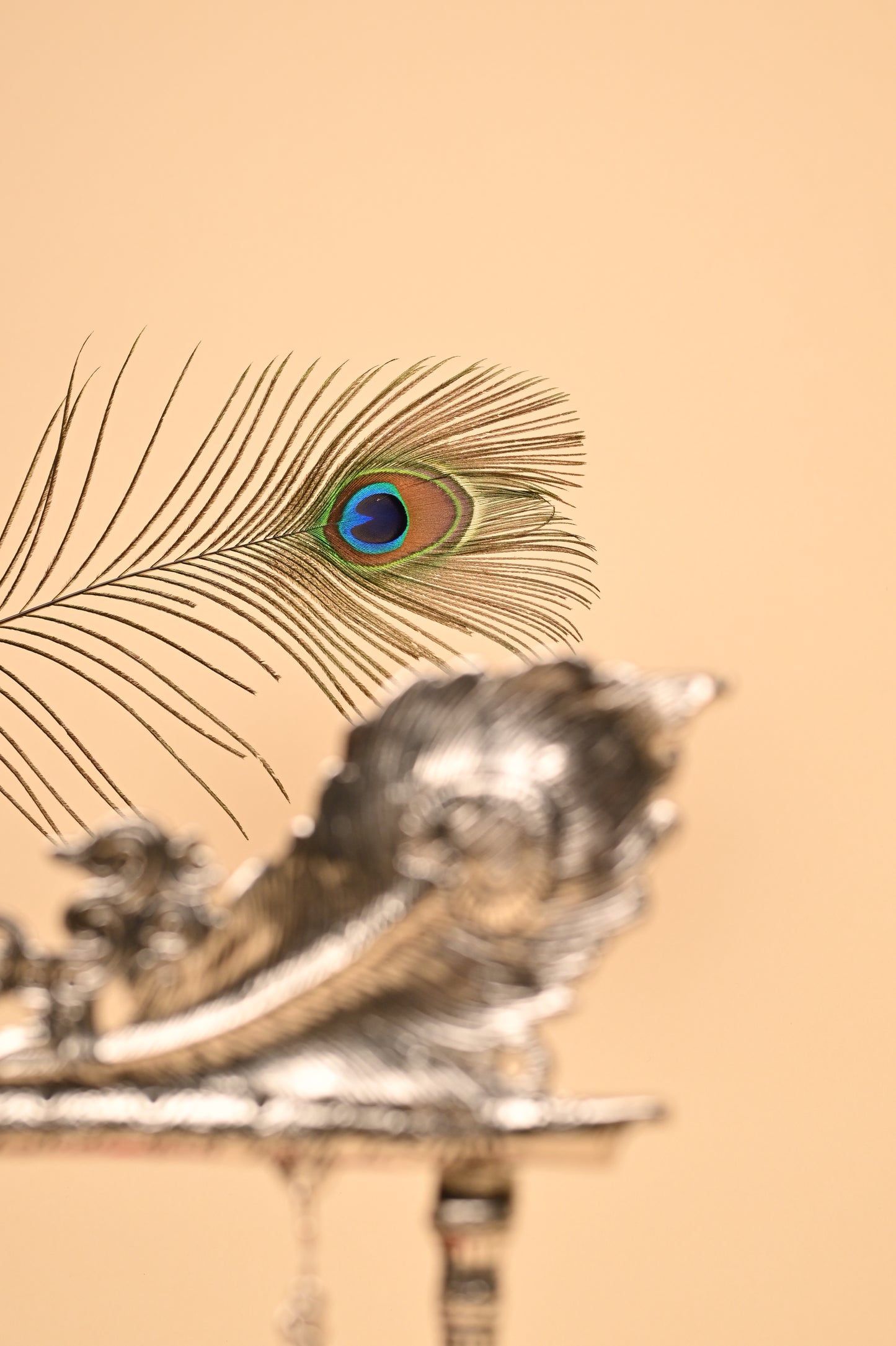 German Silver Peacock Feather Jula – Handcrafted Decorative Swing Showpiece