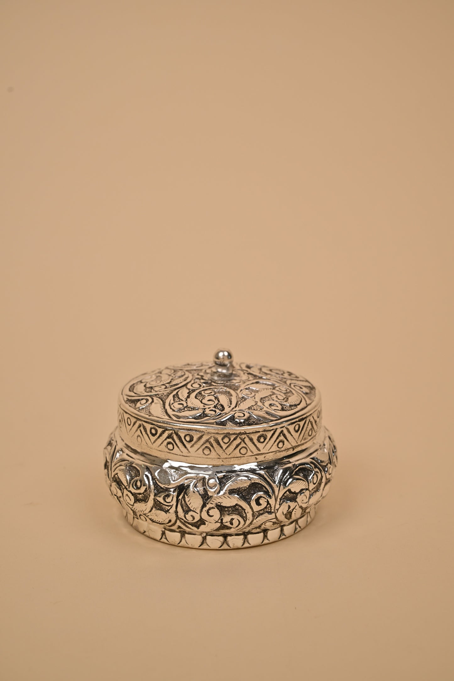 German Silver Round Box – Elegant Storage & Festive Gifting