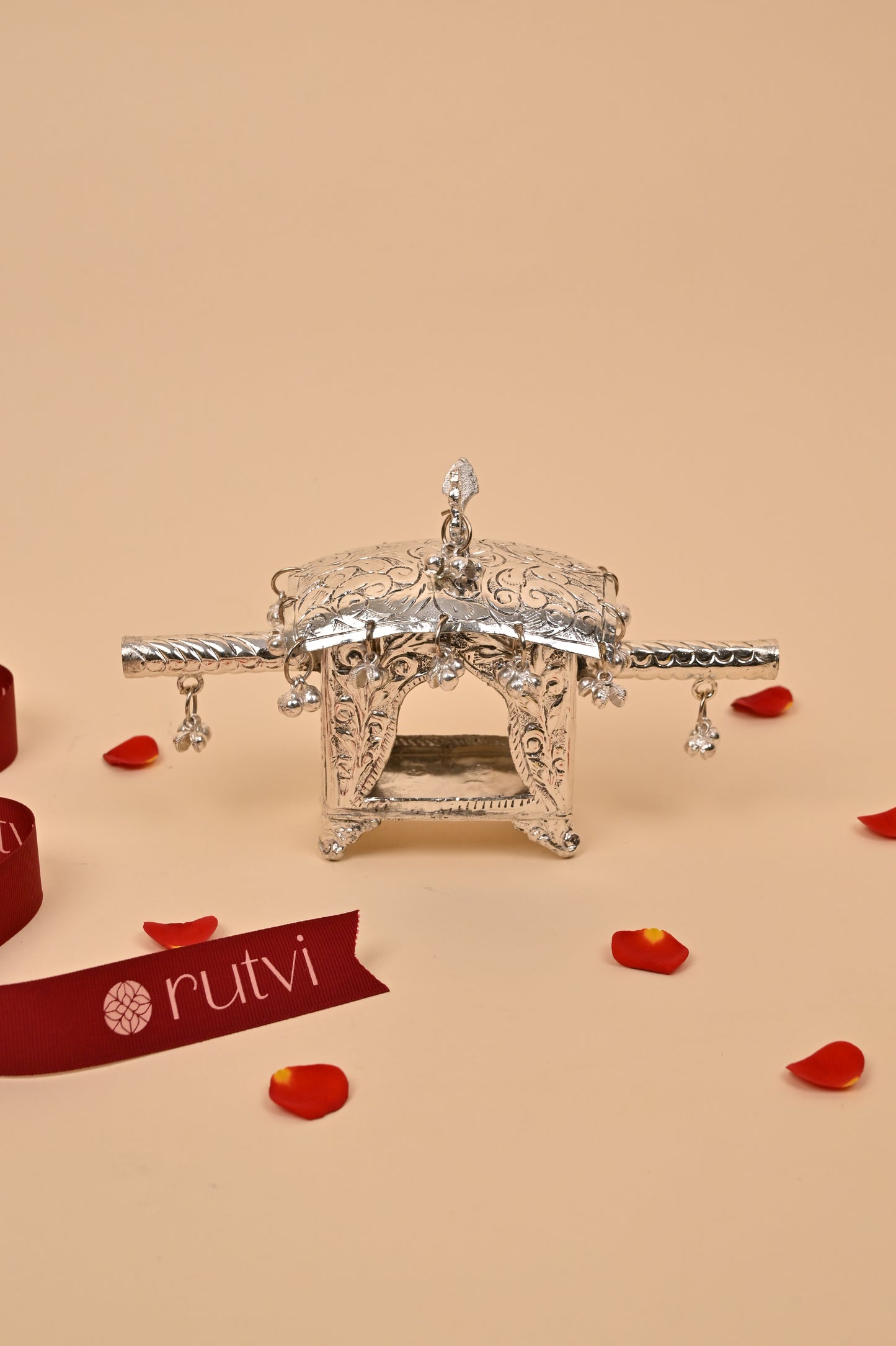 German Silver Doli Showpiece – Traditional Festive & Gifting Décor