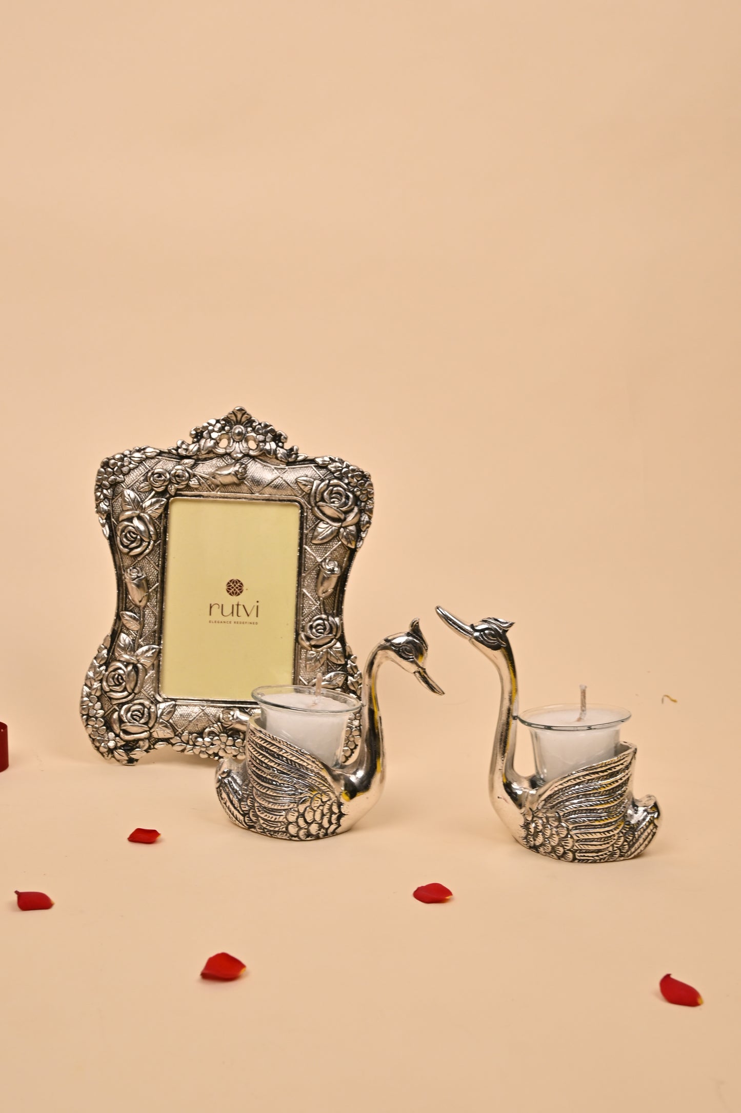 German Silver Swan Tealight Holder with Floral Frame – Elegant Diwali Gifting Set