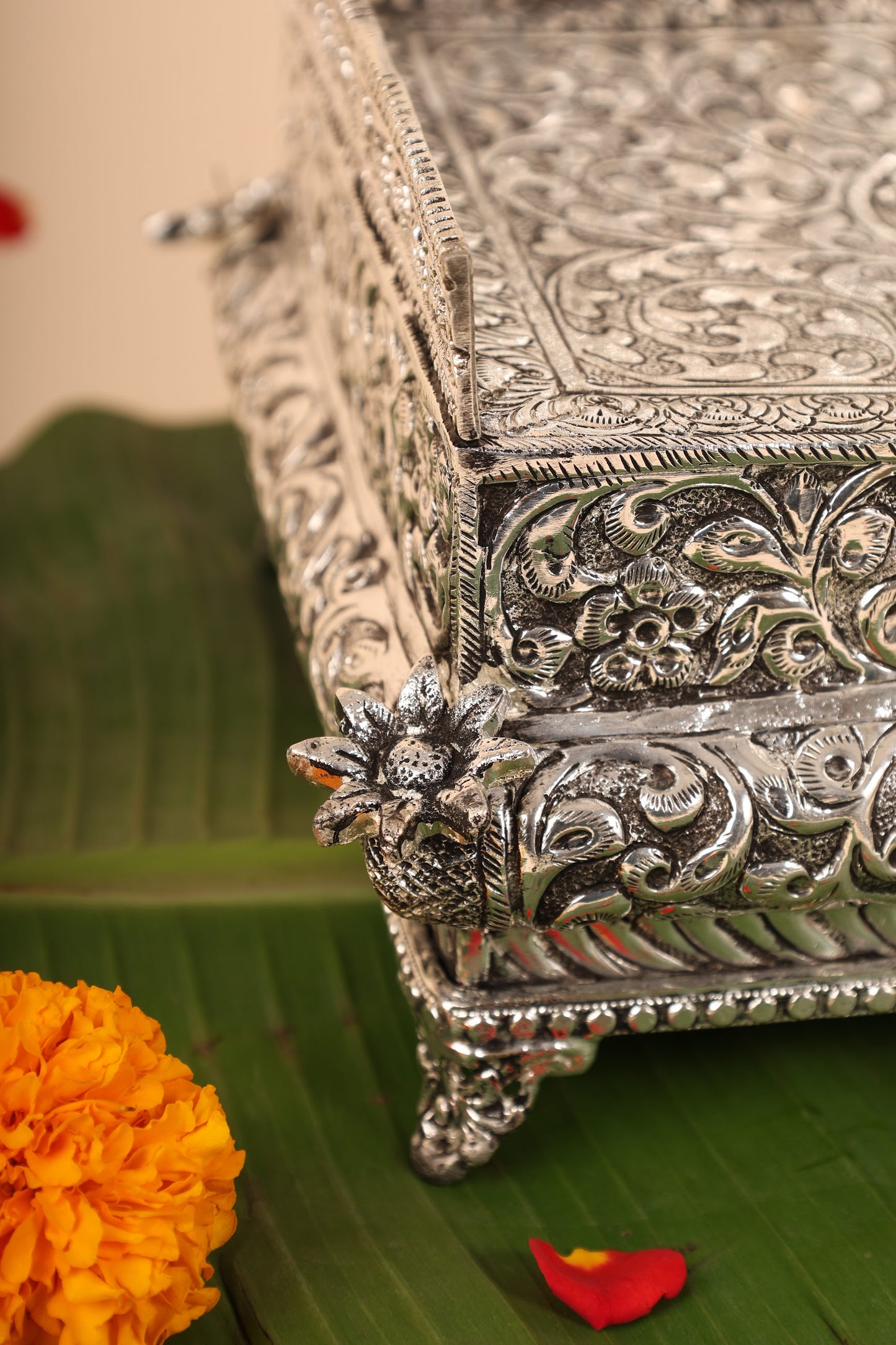 Large German Silver Singasan for Idols – Handcrafted Royal Throne for Home Temple & Pooja Room