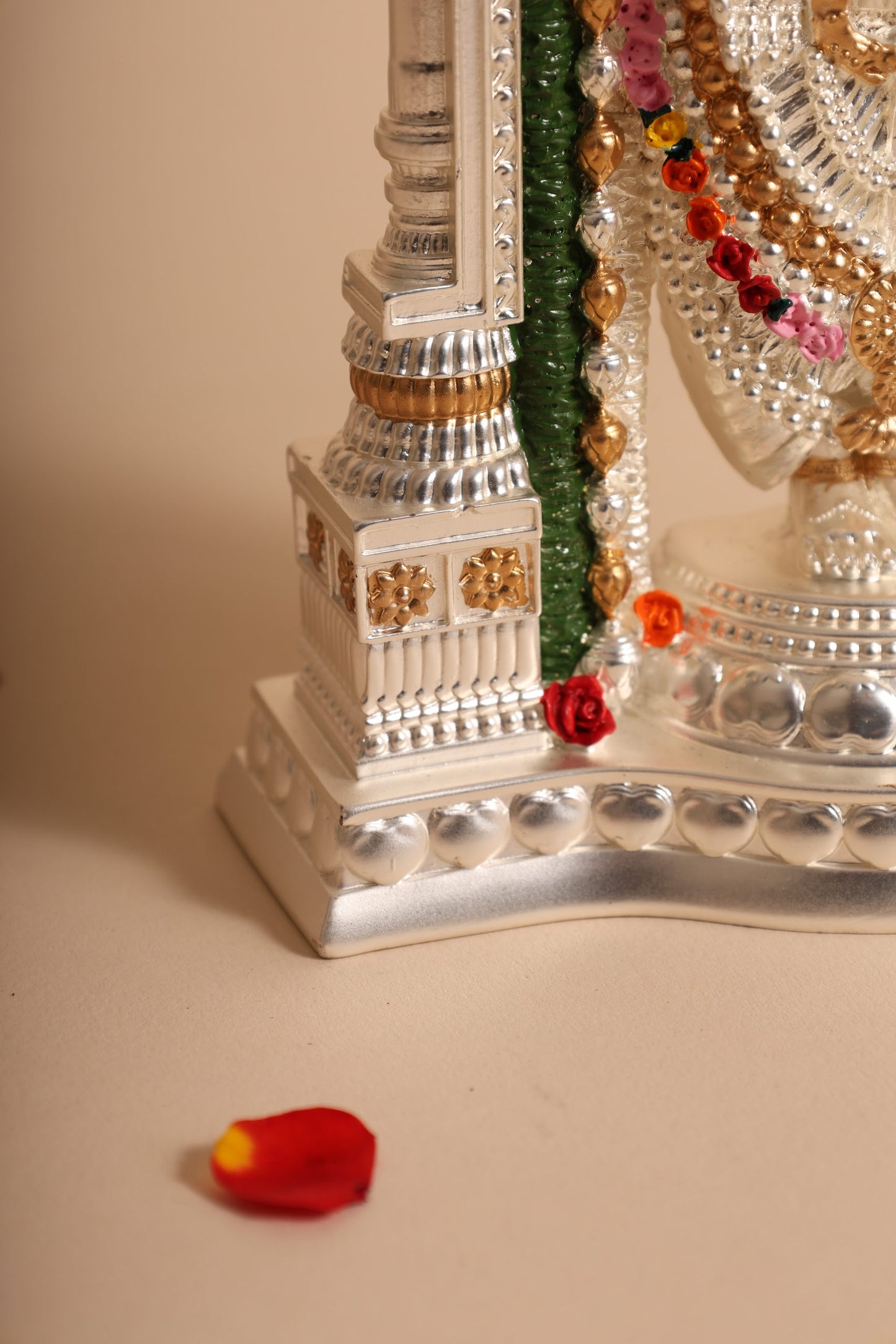 Silver Coated Venkateswara Swamy Idol – Handcrafted Balaji Murti for Pooja Room & Spiritual Décor