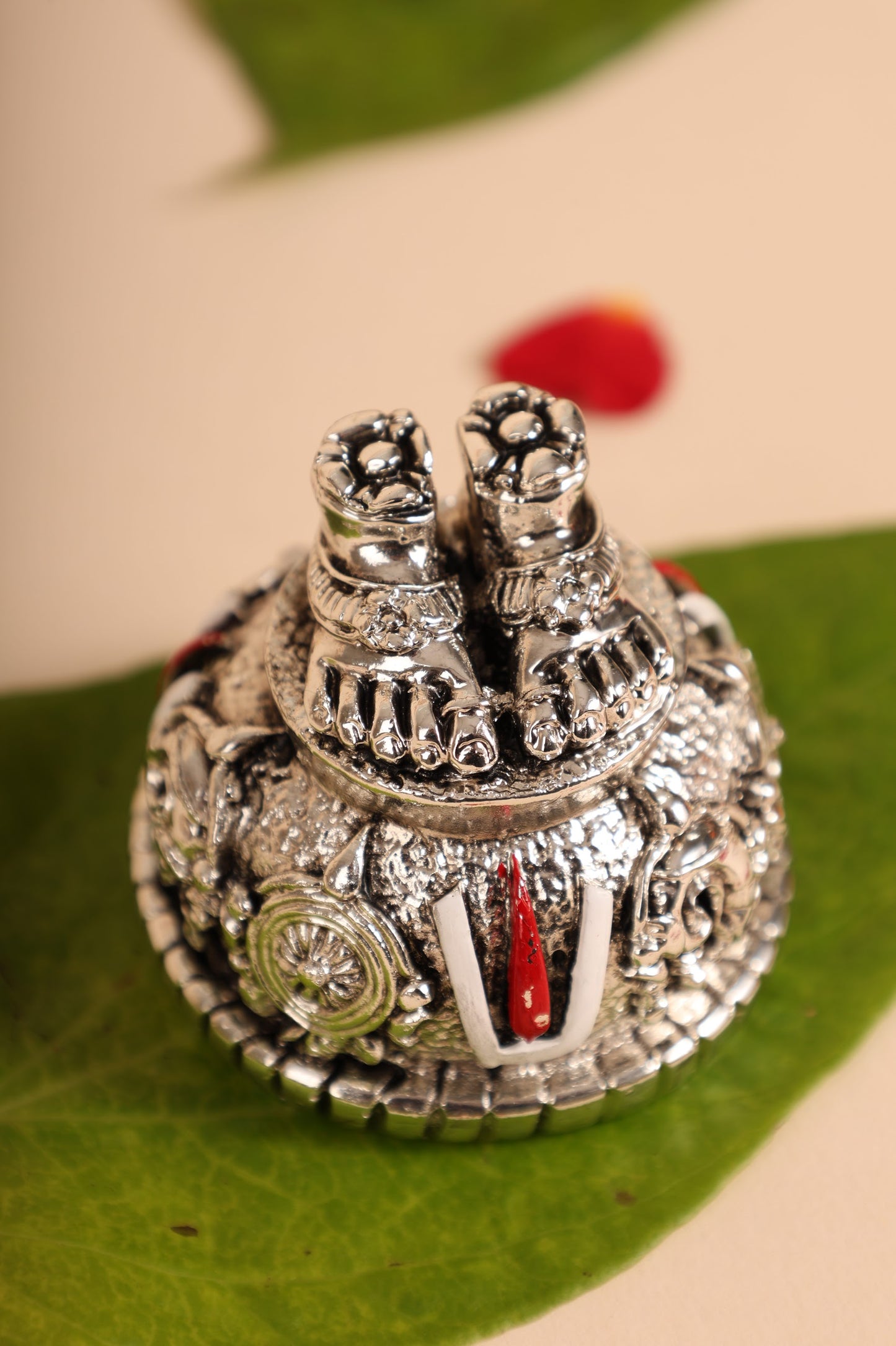 German Silver Venkateswara Swamy Padalu – Sacred Feet Idol for Pooja, Devotion & Gifting