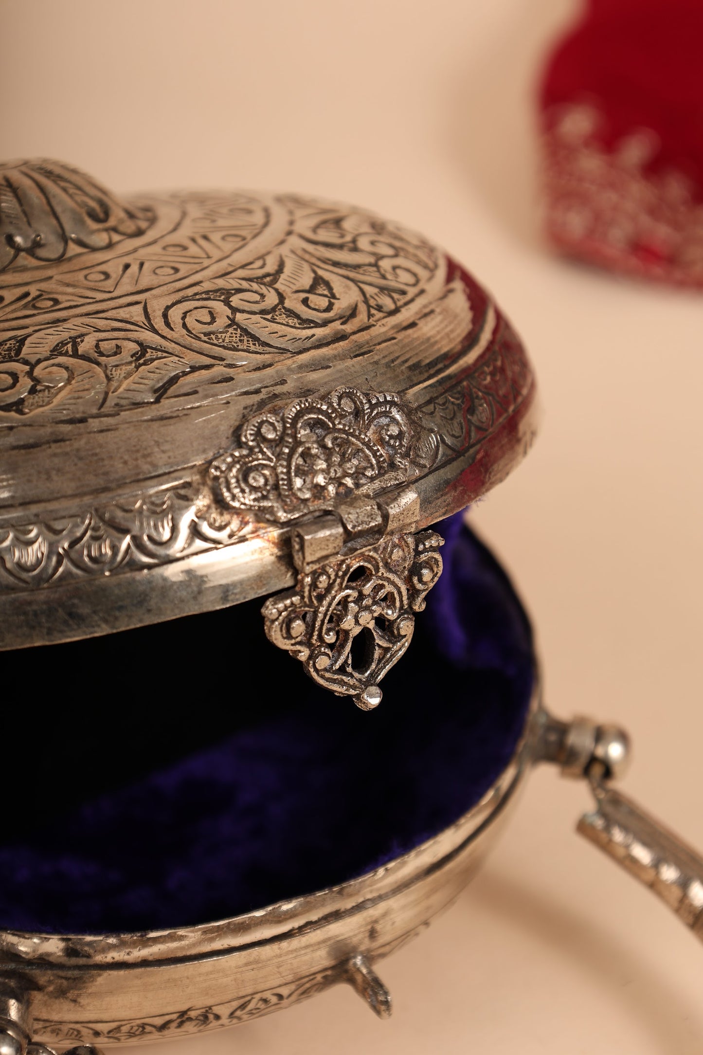 German Silver Women’s Clutch Purse – Handcrafted Ethnic Bag for Weddings & Festive Occasions