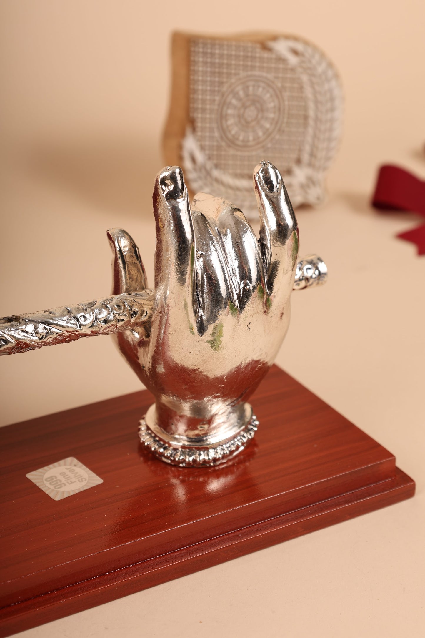 Pure Silver Krishna’s Hand with Flute – Divine Decorative Idol for Pooja & Gifting