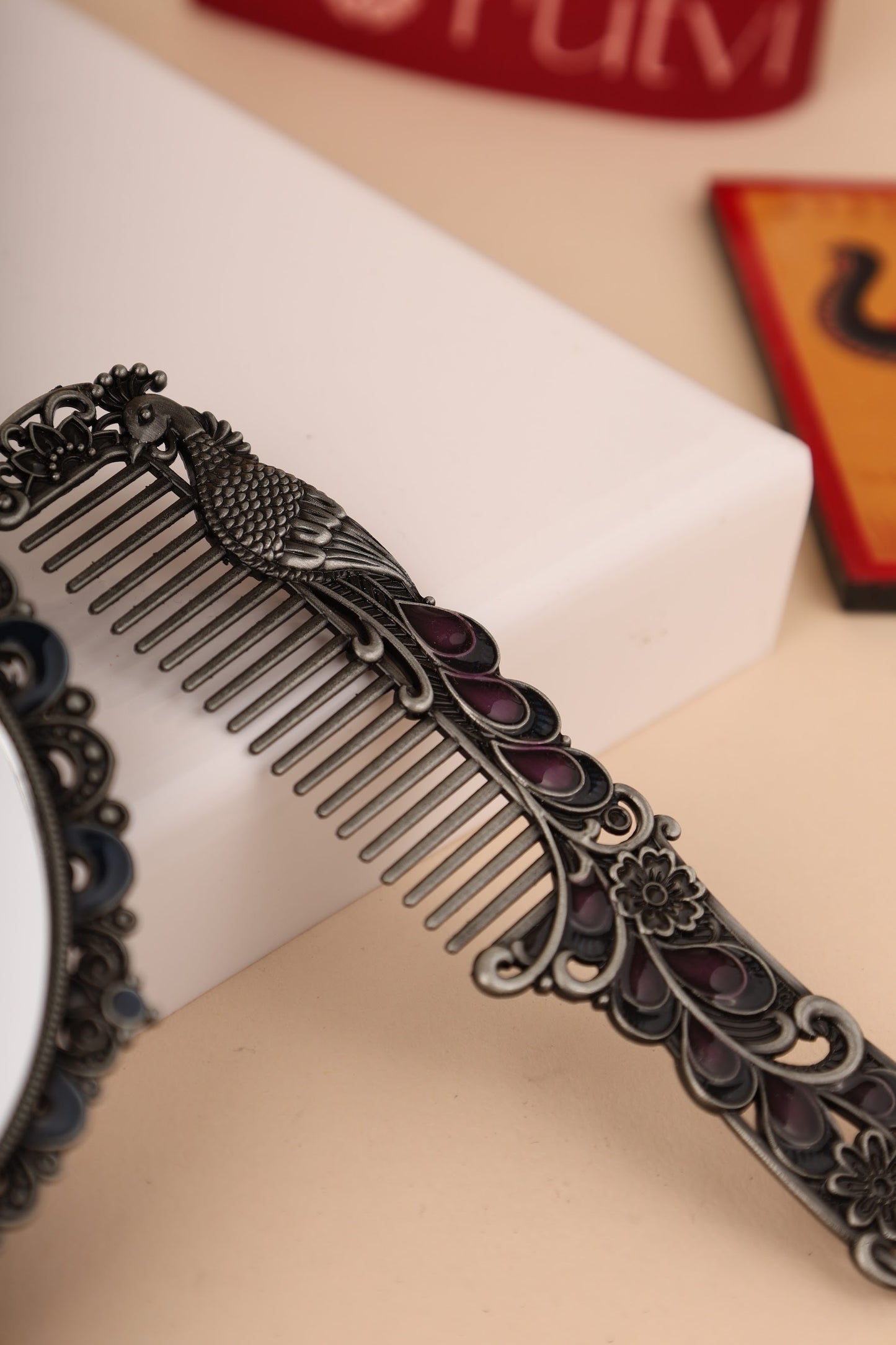 German Silver Mirror and Comb Gifting Set – Elegant Traditional Gift for Women