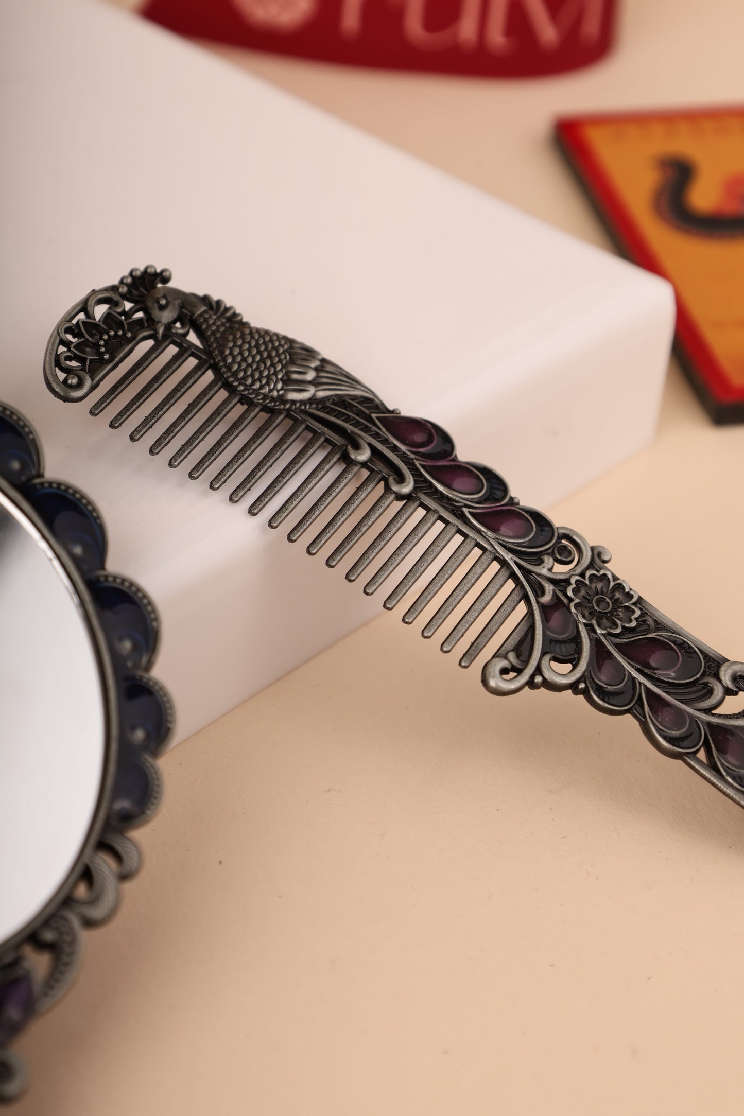 German Silver Mirror and Comb Gifting Set – Elegant Traditional Gift for Women