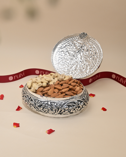 German Silver Oval Storage Box – Elegant Keepsake & Gift Box