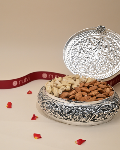 German Silver Oval Storage Box – Elegant Keepsake & Gift Box