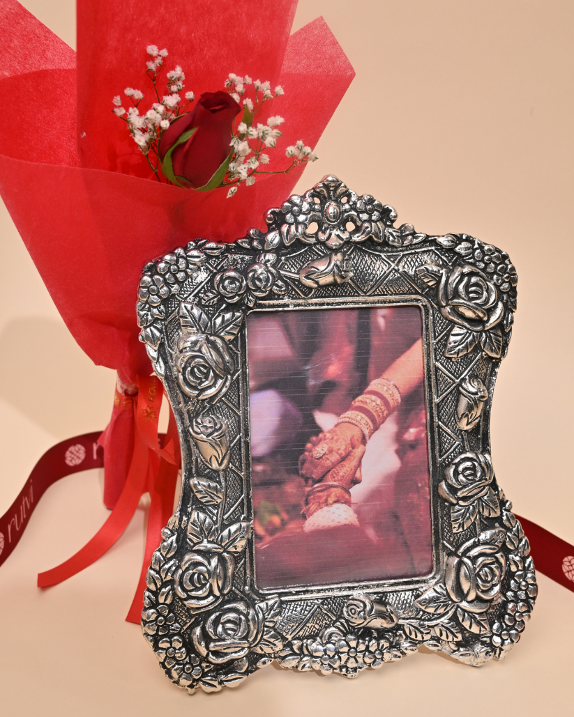 Handcrafted German Silver Photo Frame – Elegant Home Décor & Gifting