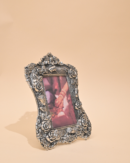 Handcrafted German Silver Photo Frame – Elegant Home Décor & Gifting