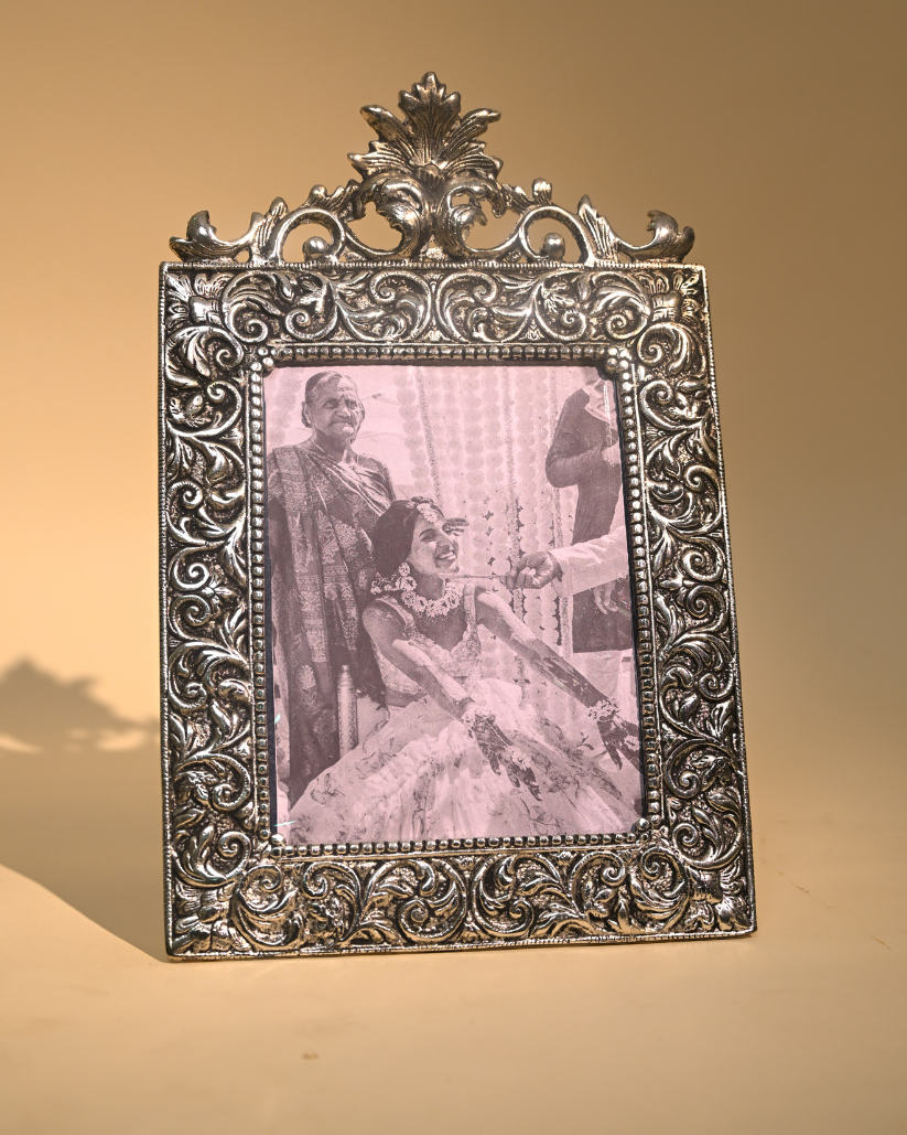 Elegant German Silver Photo Frame – Luxury Home Décor & Gifting