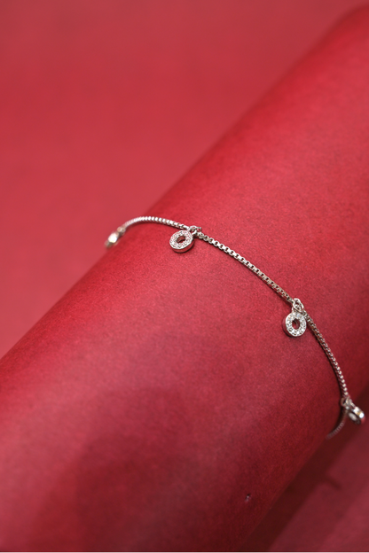 Silver Dangle Circle Bracelet