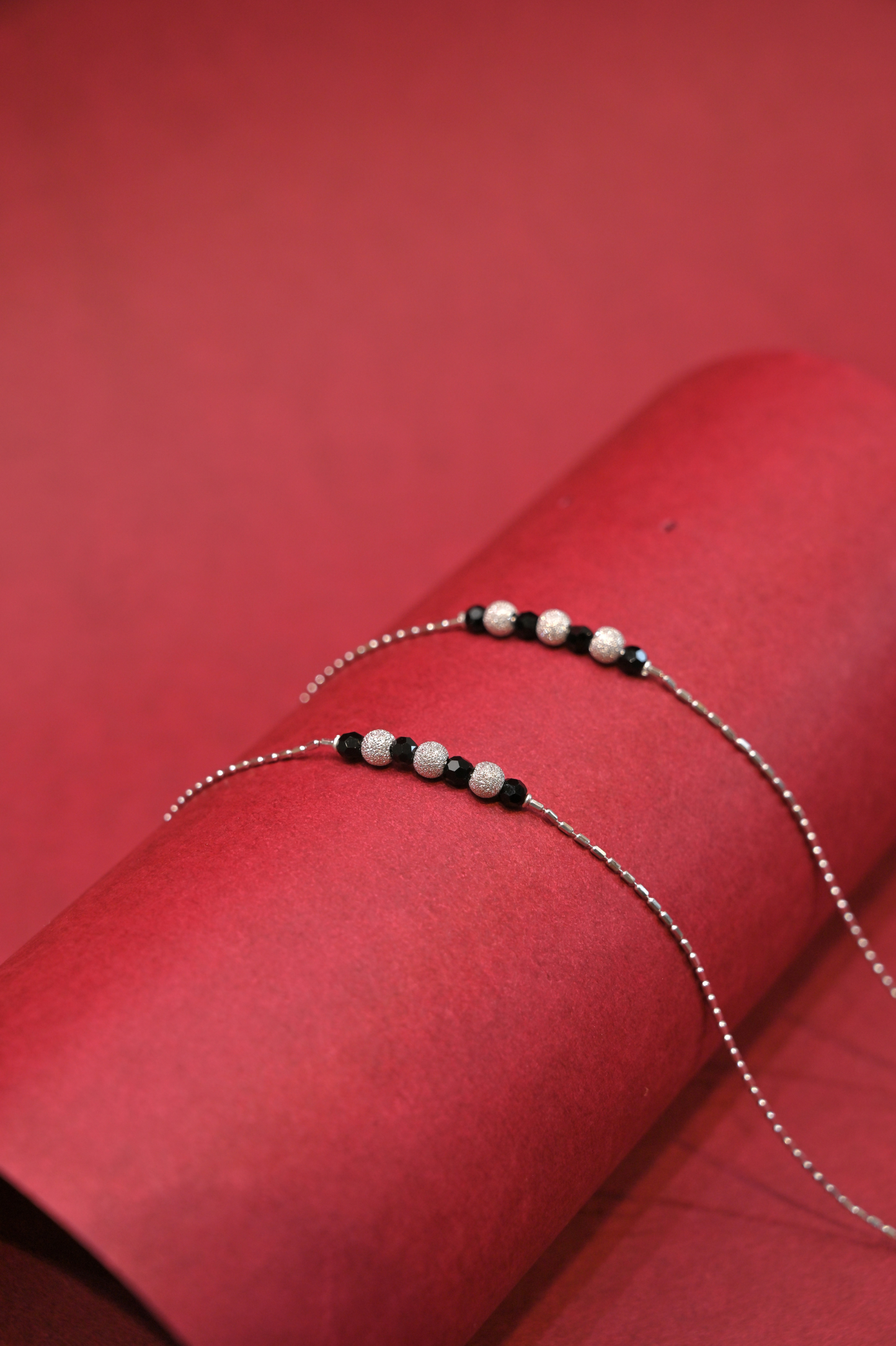 dual tone bead anklet
