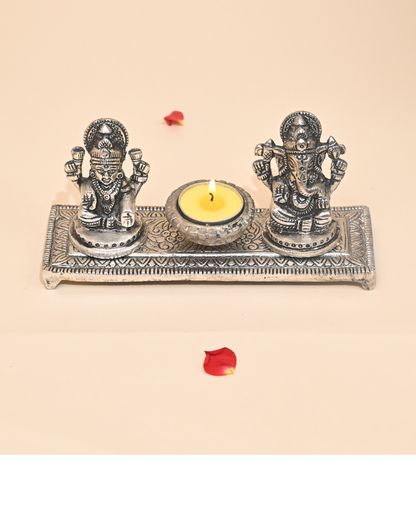 Ganesh Lakshmi Idol with Lamp – A Symbol of Prosperity & Blessings