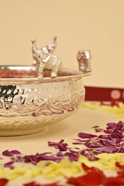 Brass Elephant Urli Bowl – Medium Festive Decor Urli for Home & Gifting