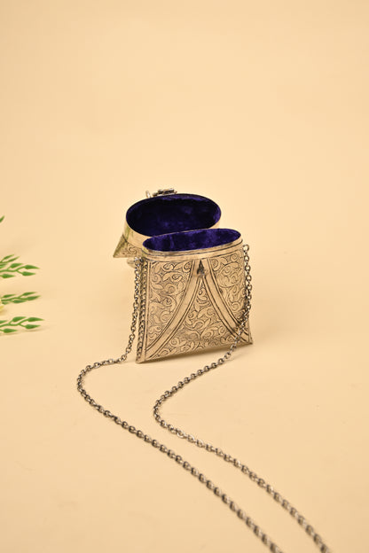 German Silver Women’s Purse – Handcrafted Ethnic Clutch for Festive & Wedding Occasions