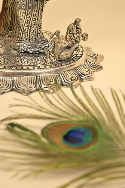 Radha Krishna Under Tree Idol – Premium 999 Silver Plated Divine Statue for Home Temple & Festive Gifting