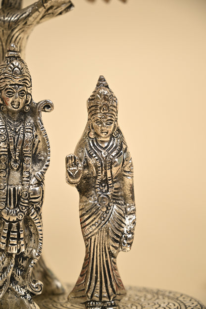 Ram Darbar Under Tree Idol – German Silver Divine Sculpture for Home Temple & Auspicious Gifting