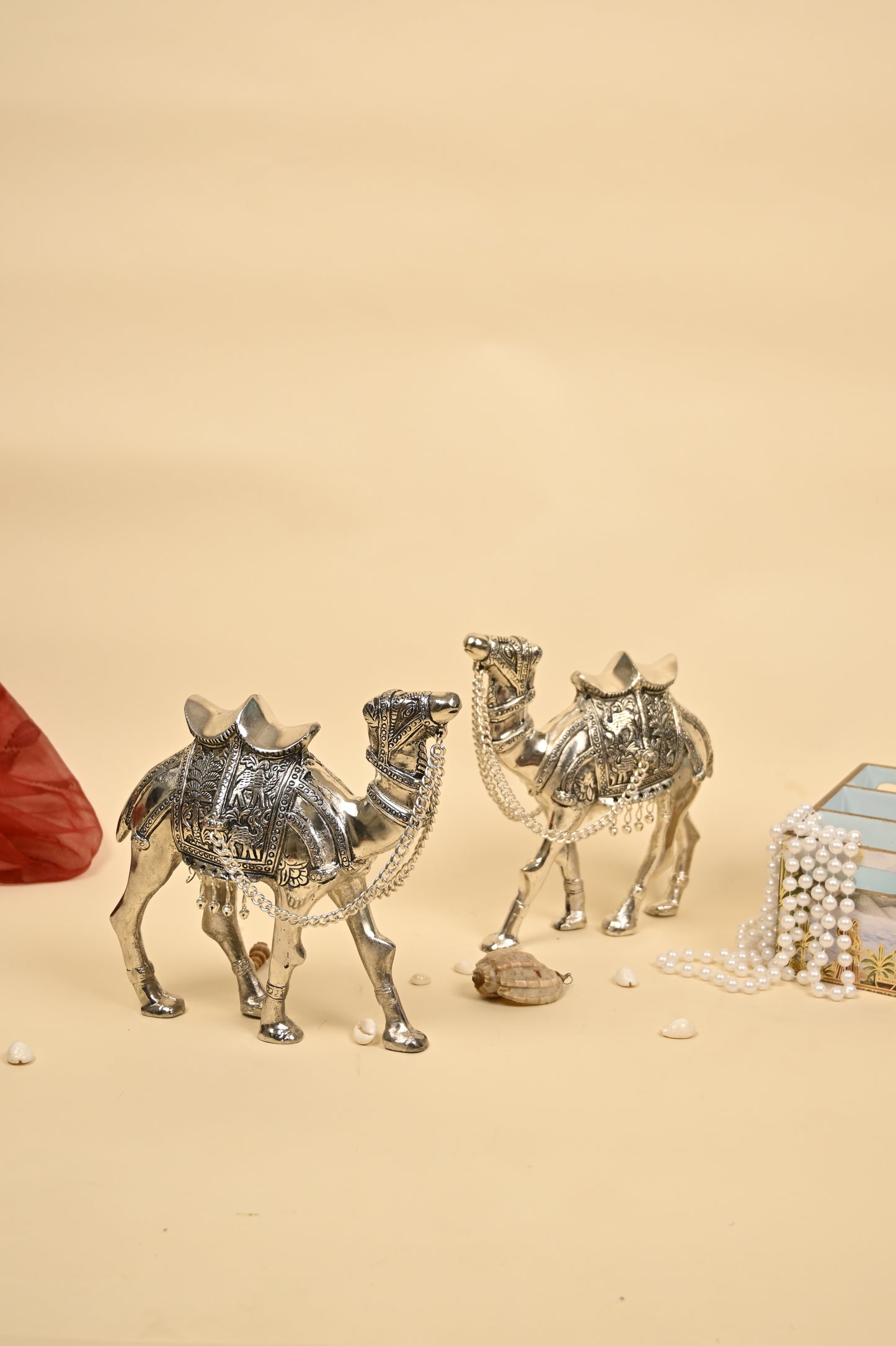 Decorative Camel Showpiece – Handcrafted German Silver Home Décor Sculpture