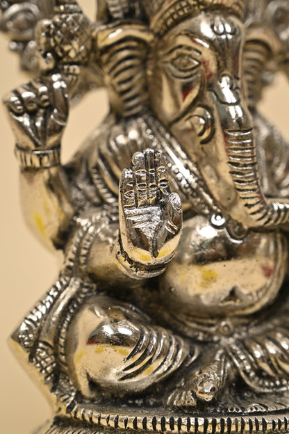 German Silver Lord Ganesh Idol – Auspicious Vinayaka for Pooja Room & Festive Gifting