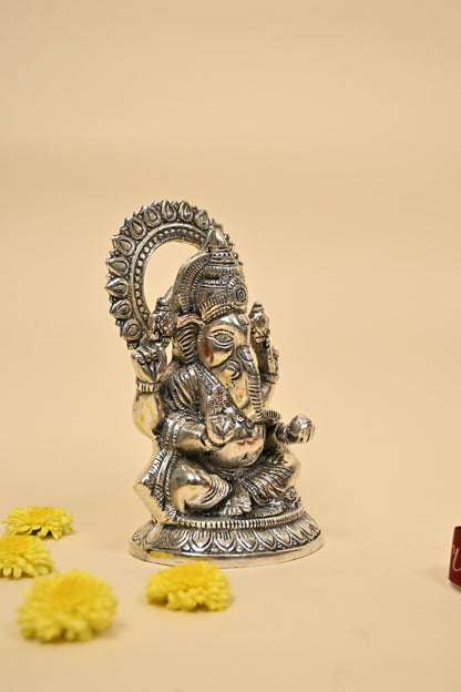 German Silver Lord Ganesh Idol – Auspicious Vinayaka for Pooja Room & Festive Gifting