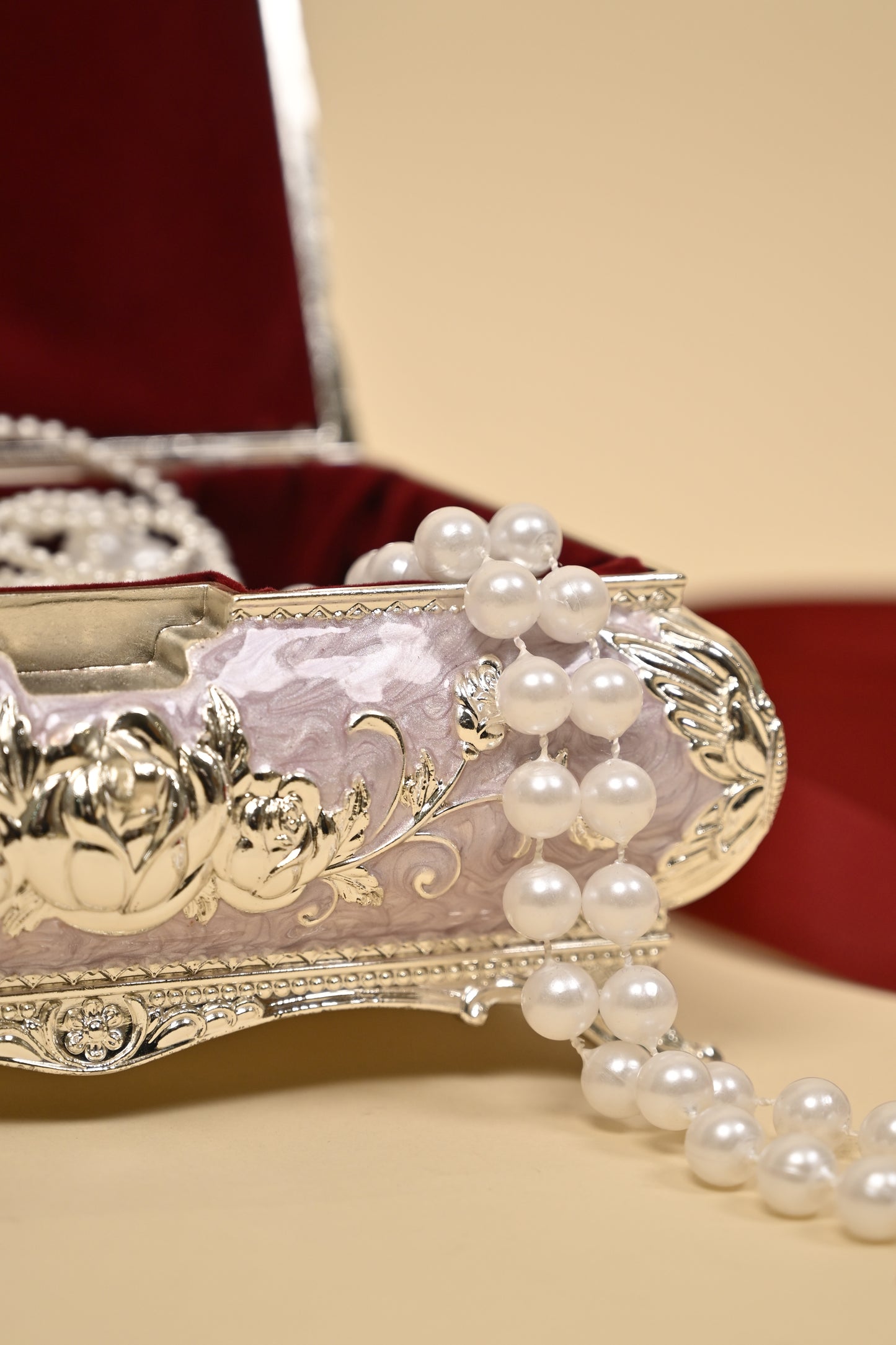 German Silver Vintage Storage Box – Elegant Keepsake & Jewellery Organizer