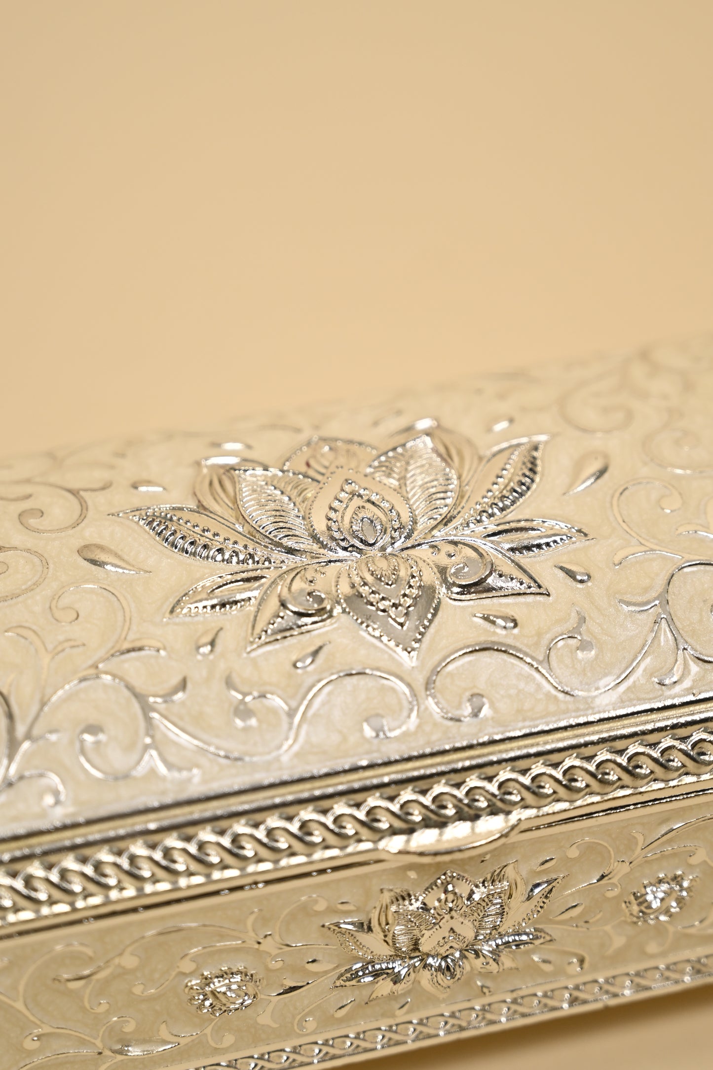 German Silver Epoxy Vintage Wedding Jewellery Box – Elegant Bridal & Gift Storage Box