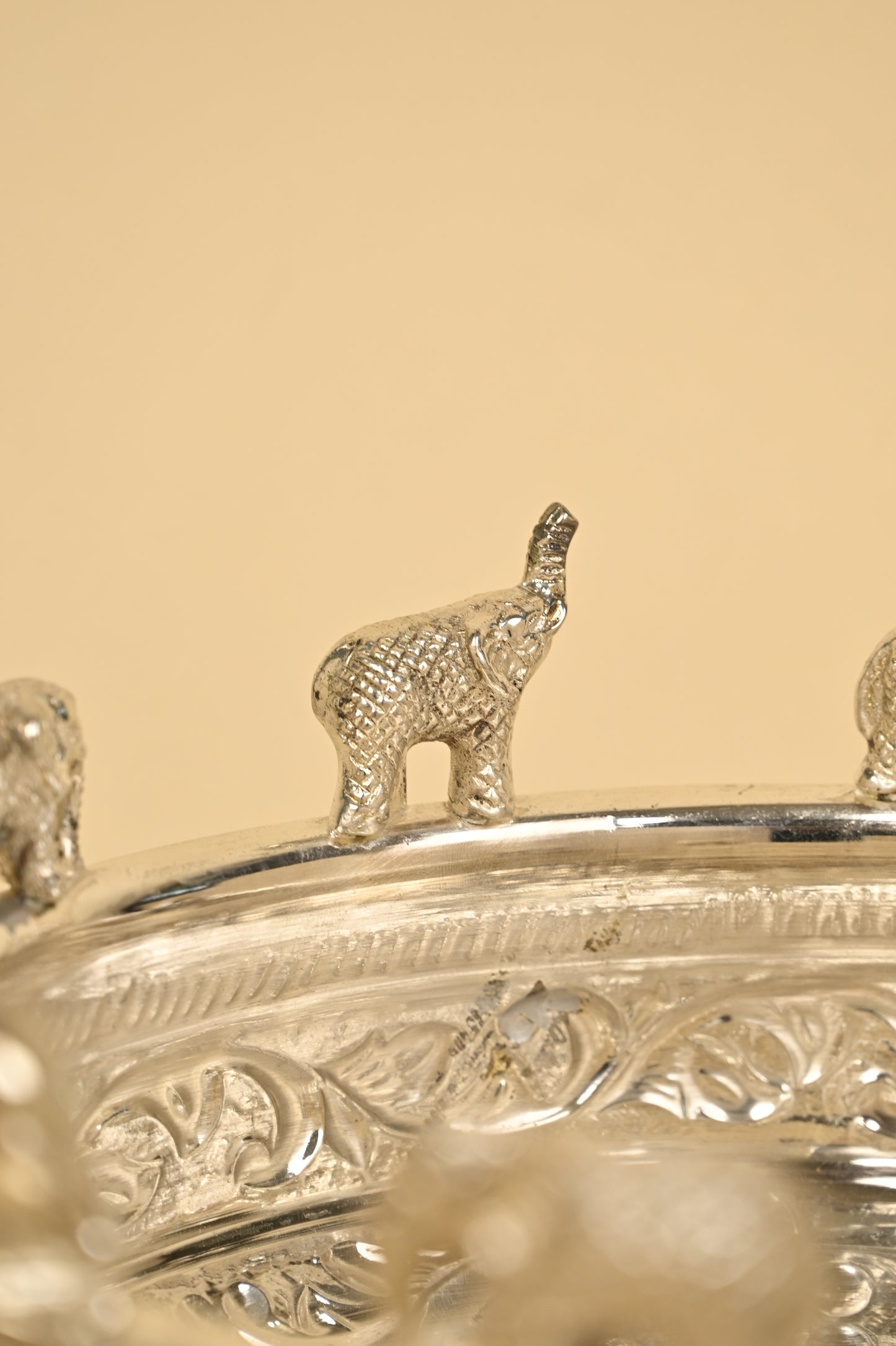 Brass Elephant Urli Bowl – Large Traditional Decorative Urli for Home & Festive Décor