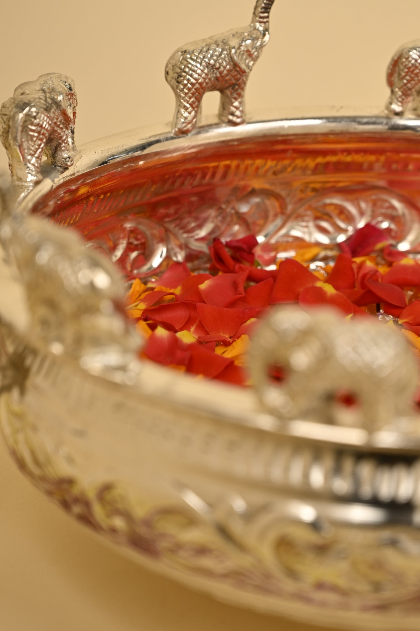 Brass Elephant Urli Bowl – Large Traditional Decorative Urli for Home & Festive Décor