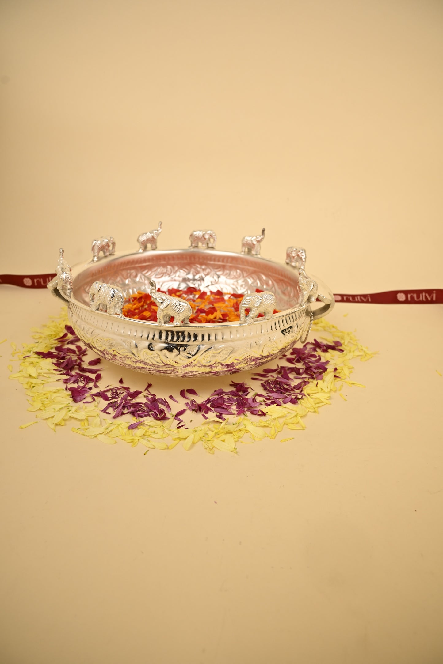 Brass Elephant Urli Bowl – Big Size Handcrafted Decorative Urli for Festive & Home Décor
