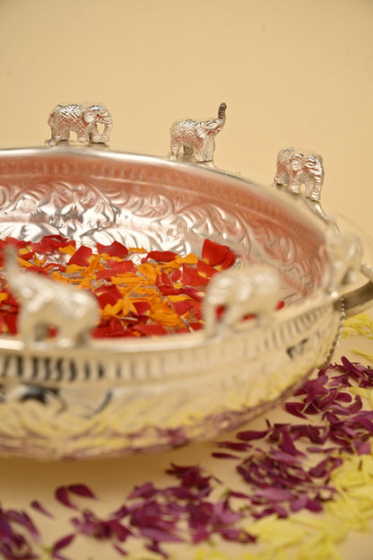Brass Elephant Urli Bowl – Big Size Handcrafted Decorative Urli for Festive & Home Décor