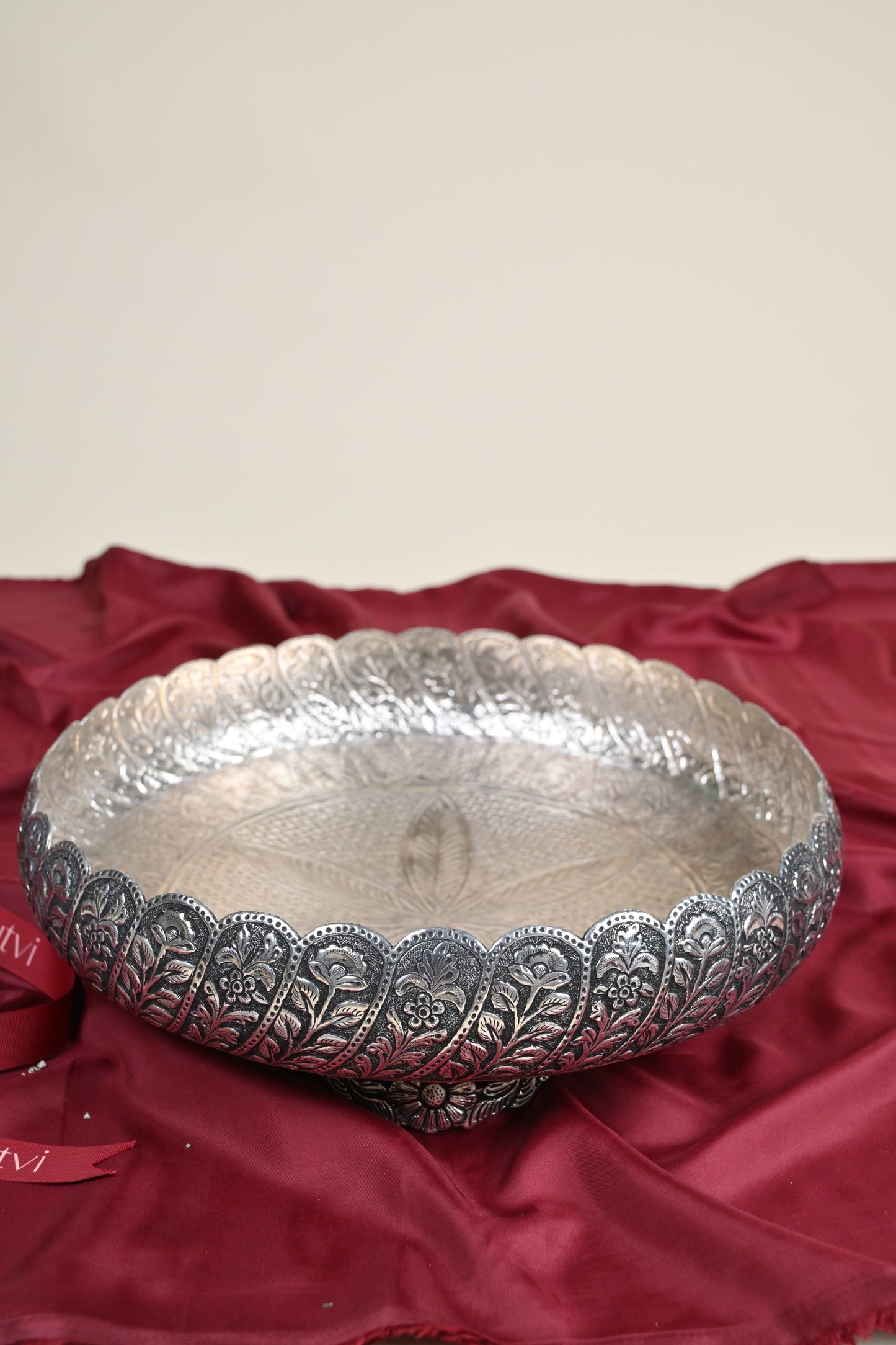 Large Handcrafted German Silver Urli Bowl – Traditional Decorative Centerpiece for Festive & Pooja Decor