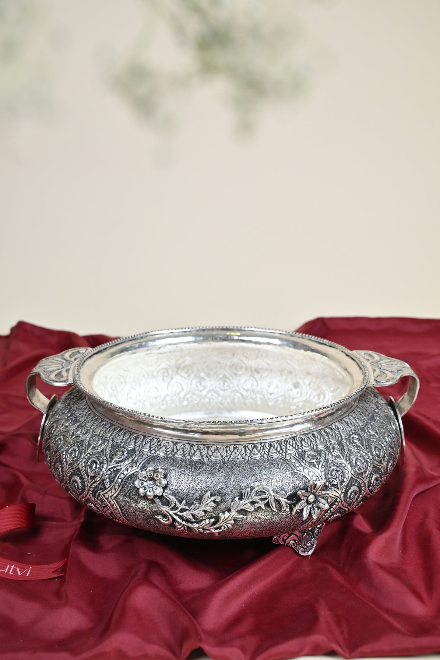 Handcrafted German Silver Decorative Urli Bowl with Handles – Traditional Floral Engraved Centerpiece