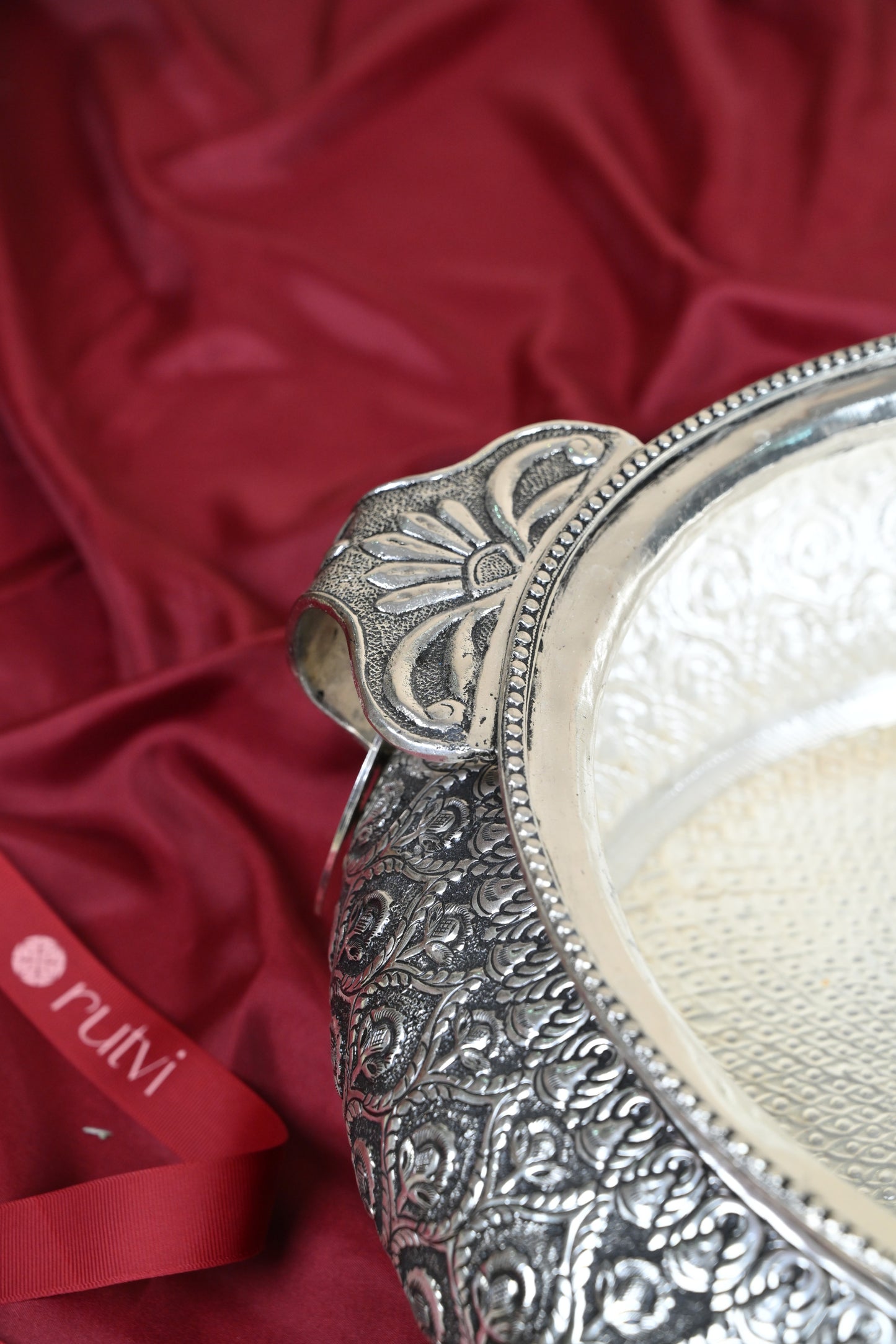 Handcrafted German Silver Decorative Urli Bowl with Handles – Traditional Floral Engraved Centerpiece