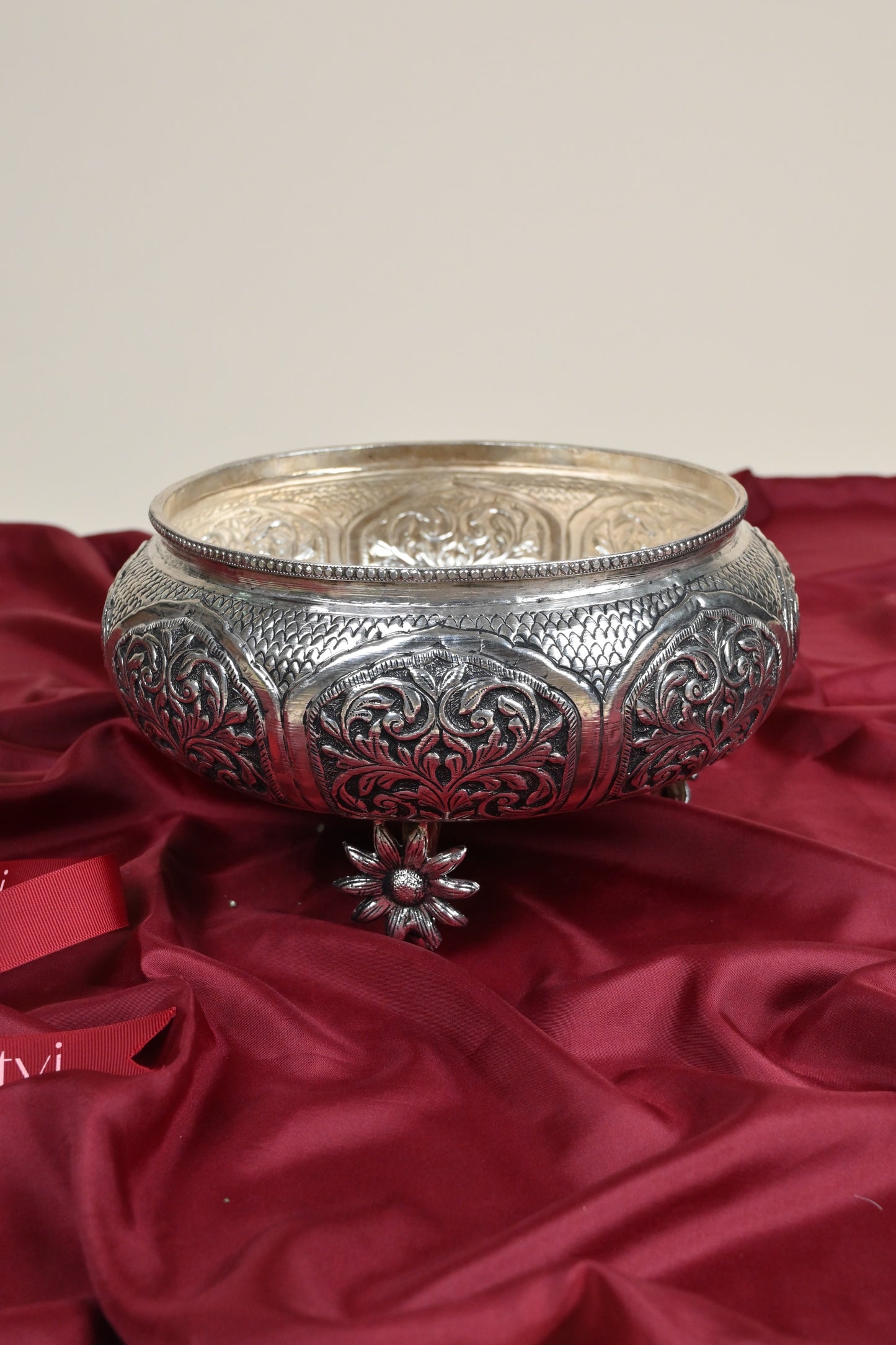 Handcrafted German Silver Urli Bowl – Elegant Traditional Decorative Centerpiece for Home & Pooja Decor