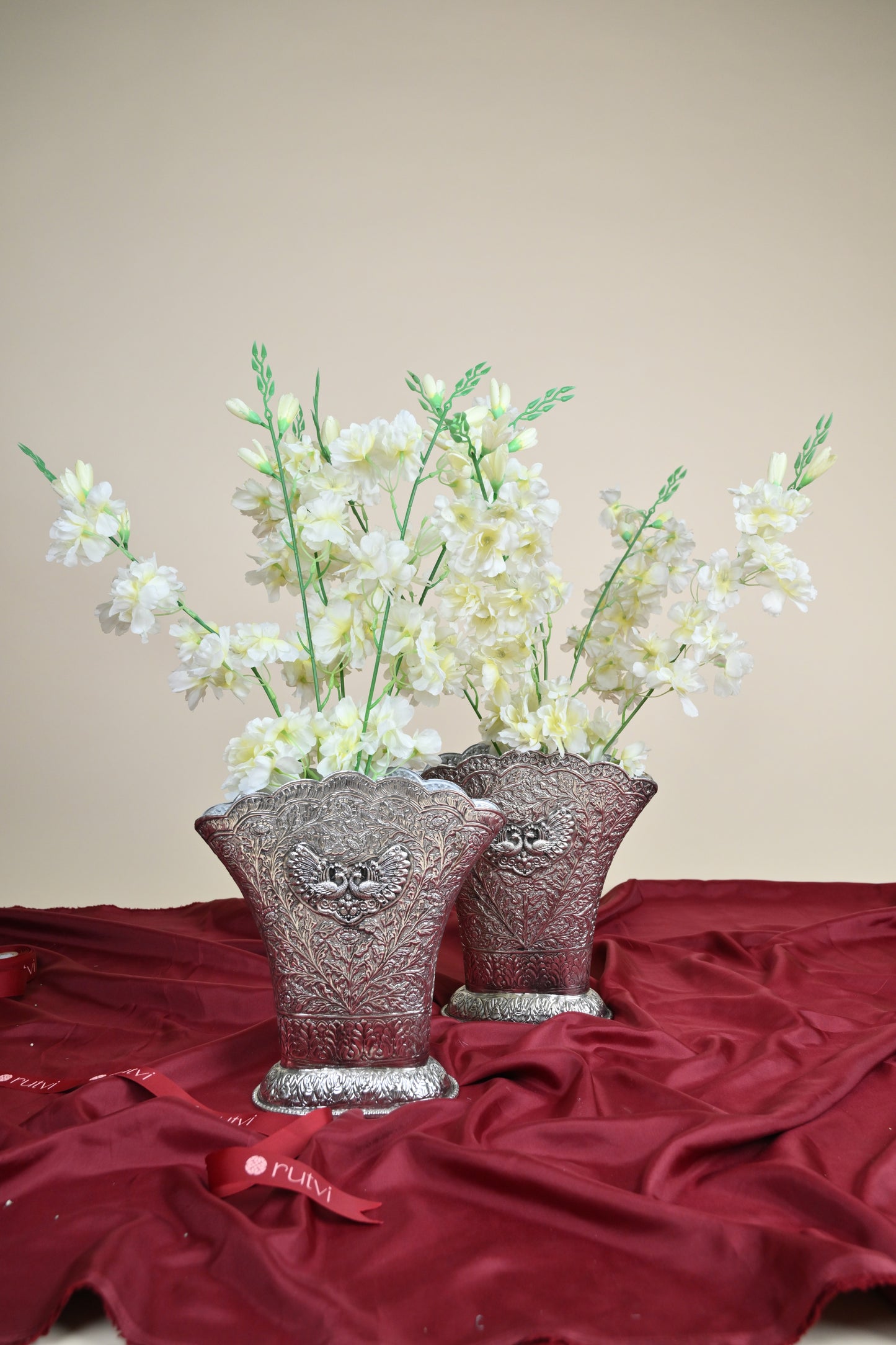 German Silver Embossed Swan Design Decorative Planter Pot – Traditional Floral Urli Vase for Home Décor Set of 2