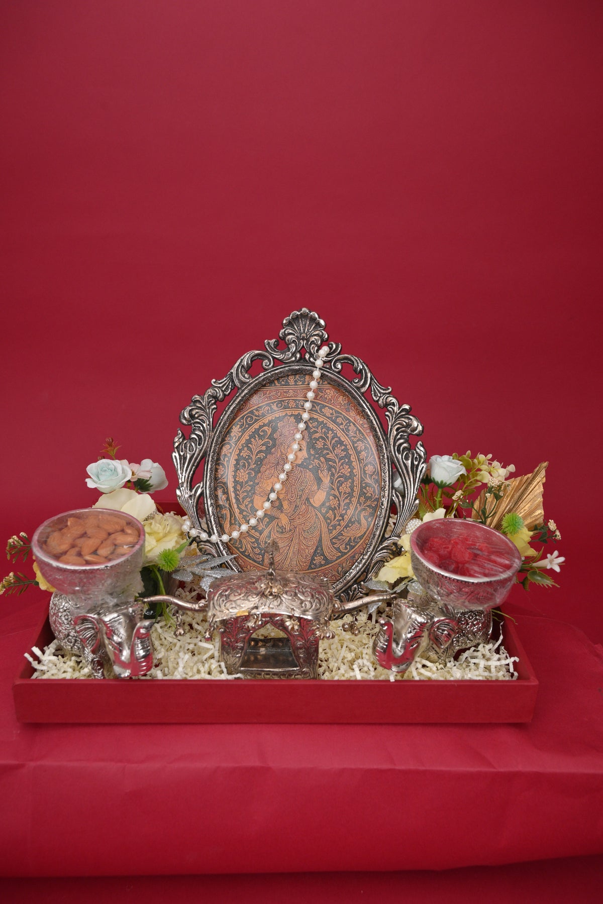 decorative dry fruit gift tray with elephant bowls