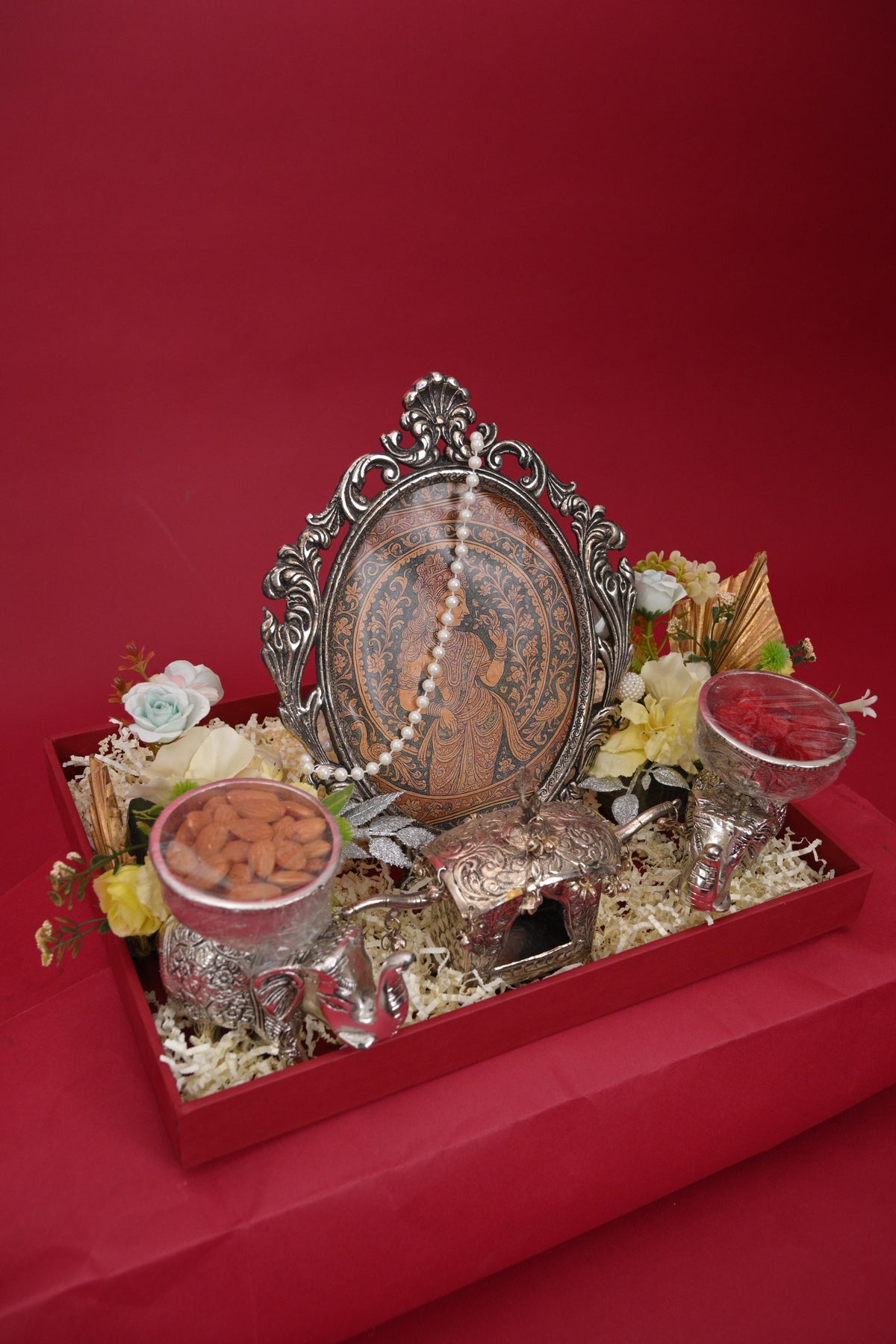 decorative dry fruit gift tray with elephant bowls