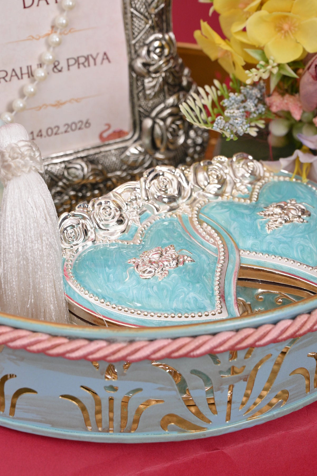 decorative wedding frame gift tray with heart boxes
