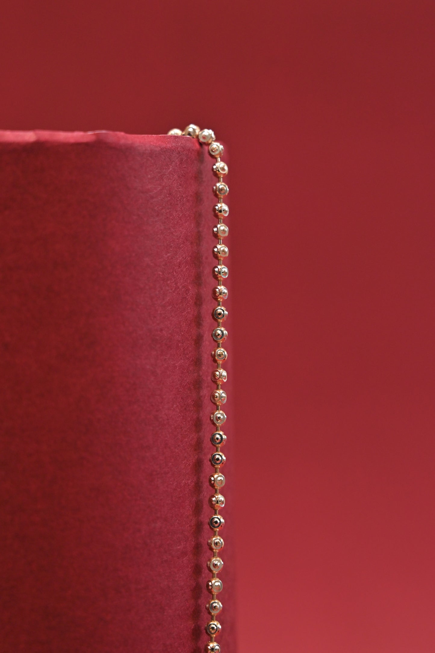 silver bead chain