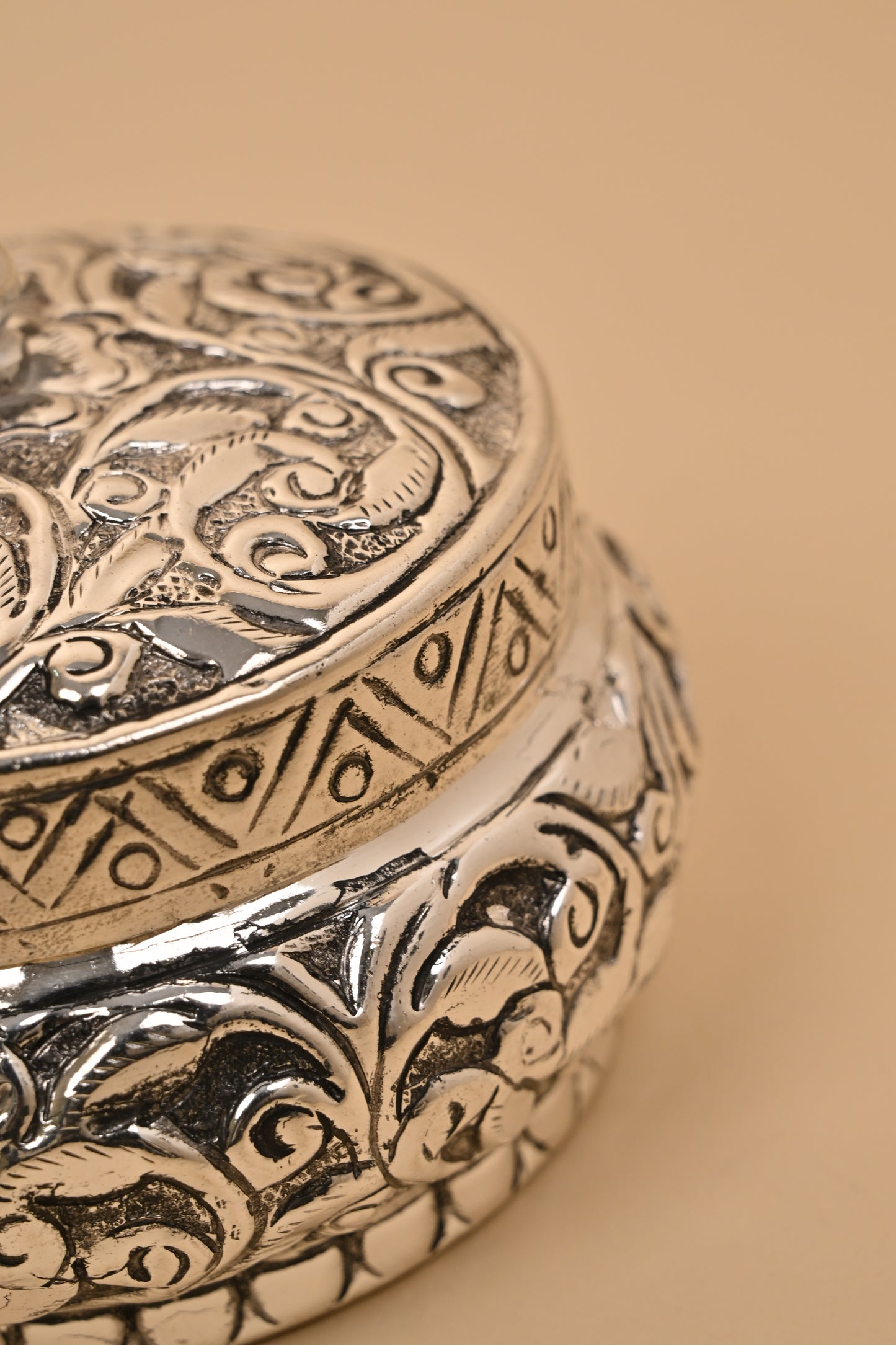 German Silver Round Box – Elegant Storage & Festive Gifting