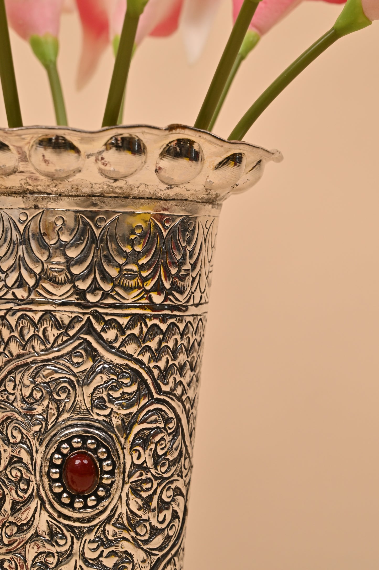 German Silver Flower Vase – Luxurious Decorative & Festive Centerpiece