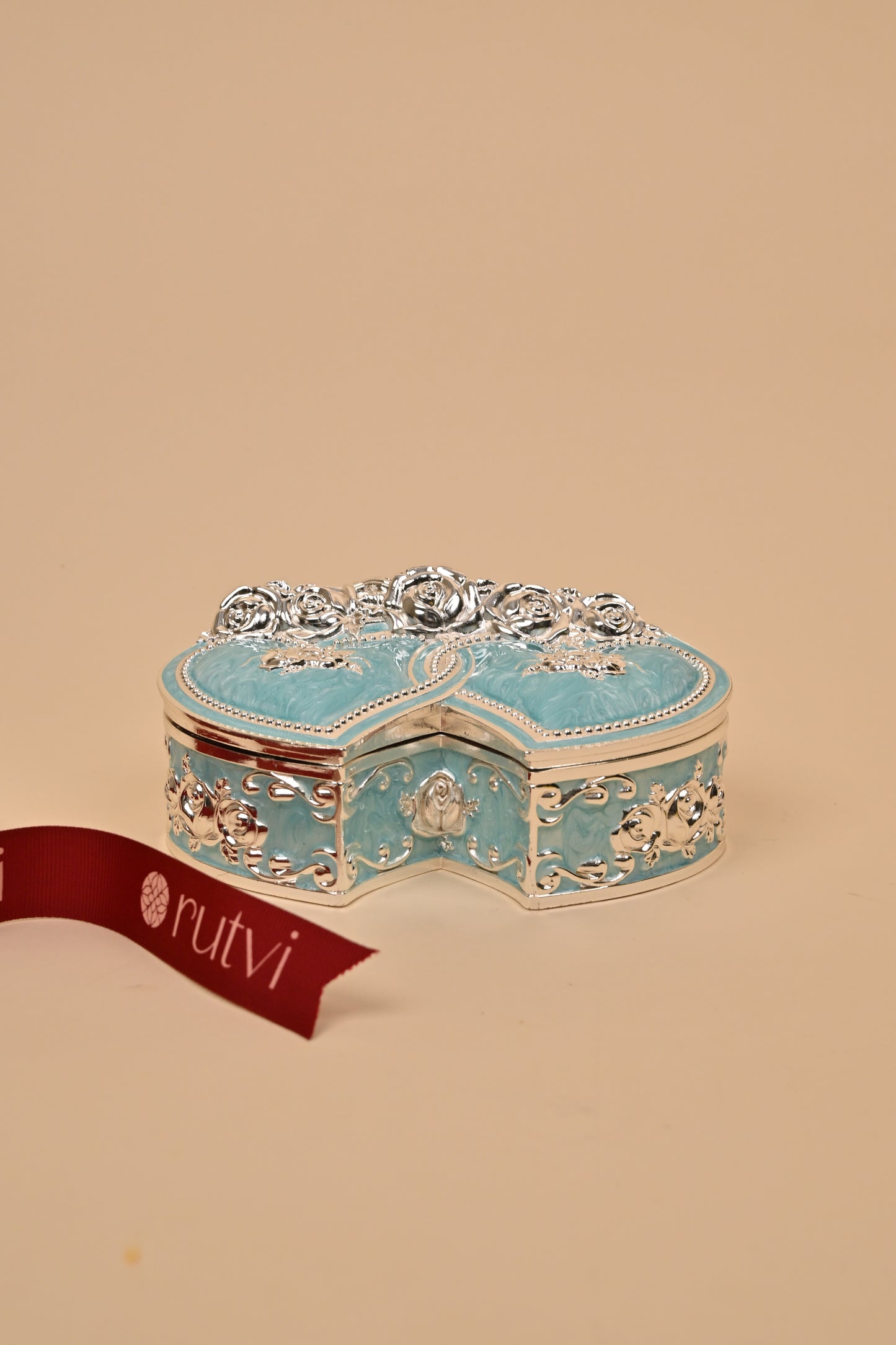 German Silver Love Shape Bowl – Elegant Festive & Decorative Centerpiece
