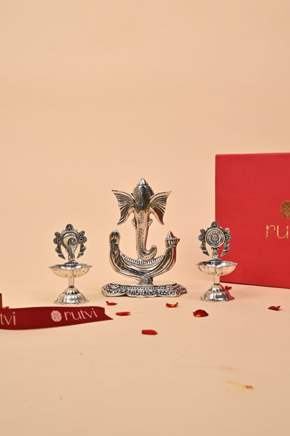 German Silver Ganesha Idol with Pair of Diya – Auspicious Pooja & Festive Gift Set