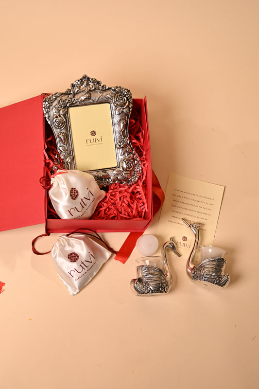 German Silver Swan Tealight Holder with Floral Frame – Elegant Diwali Gifting Set